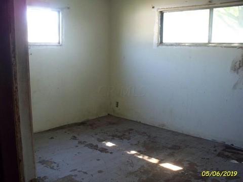 131 Griner Ave, Circleville, OH 43113 photo 6