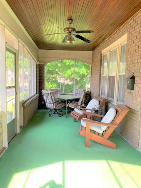 658 E Hunter St, Logan, OH 43138 photo 8