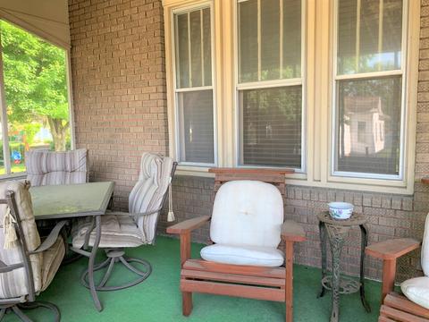 658 E Hunter St, Logan, OH 43138 photo 6