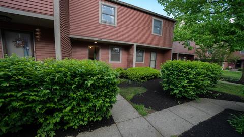 2884 Timber Range Ct, Columbus, OH 43231 photo 1