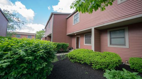 2884 Timber Range Ct, Columbus, OH 43231 photo 3