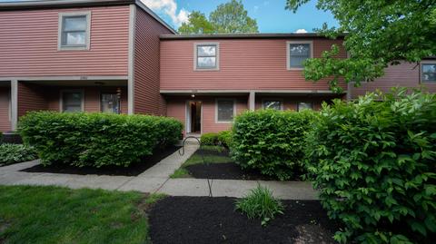 2884 Timber Range Ct, Columbus, OH 43231 photo 2