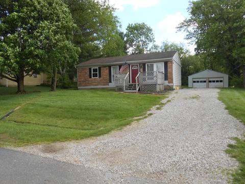 6371 Putnam Dr, Circleville, OH 43113 photo 1