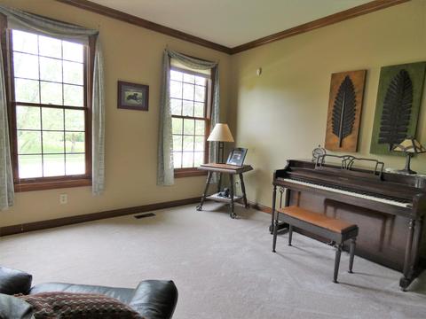 8751 Springflower Rd, Pickerington, OH 43147 photo 21