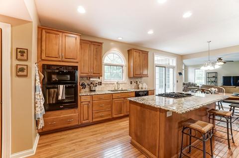 7814 Soft Rush Dr, Westerville, OH 43082 photo 9