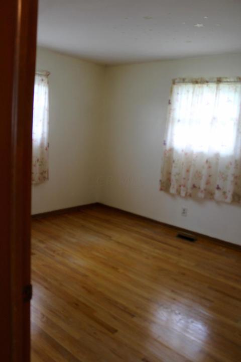 1330 E Wheeling St, Lancaster, OH 43130 photo 8