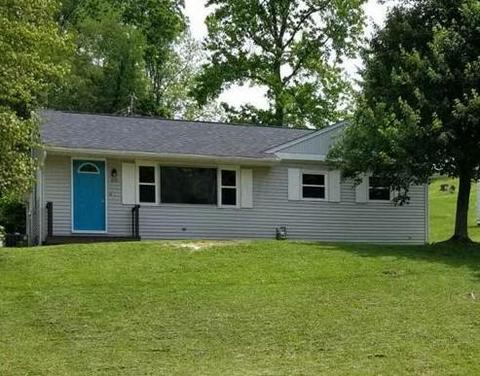 910 Walhonding Ave, Logan, OH 43138 photo 4