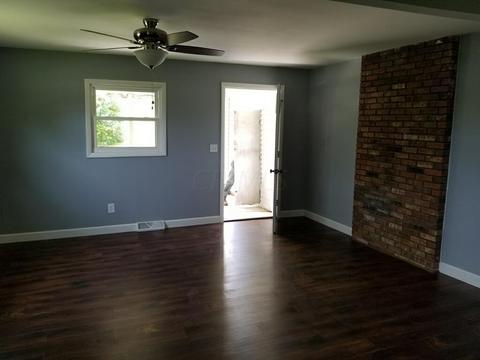 910 Walhonding Ave, Logan, OH 43138 photo 7