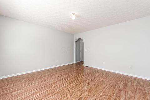 283 Haystack Ave, Pataskala, OH 43062 photo 9