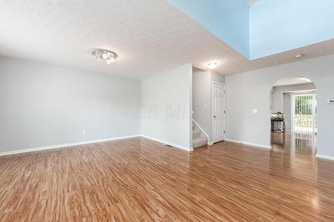 283 Haystack Ave, Pataskala, OH 43062 photo 4