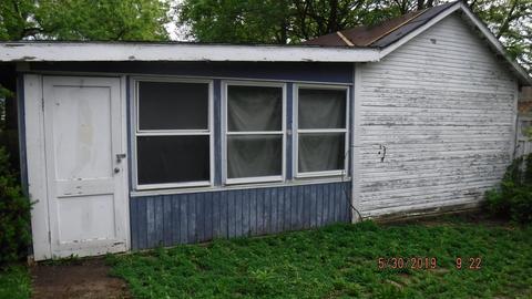 1082 E Center St, Marion, OH 43302 photo 9