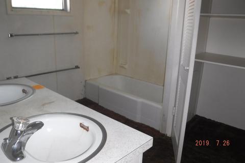 1082 E Center St, Marion, OH 43302 photo 18