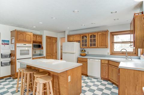 352 Chatham Rd, Circleville, OH 43113 photo 14