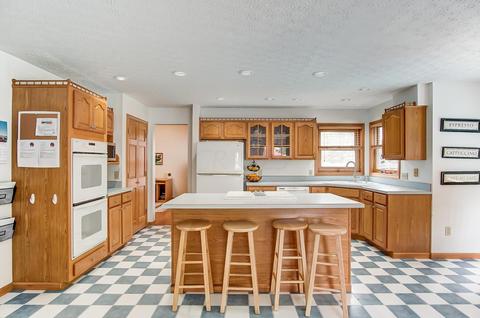 352 Chatham Rd, Circleville, OH 43113 photo 13