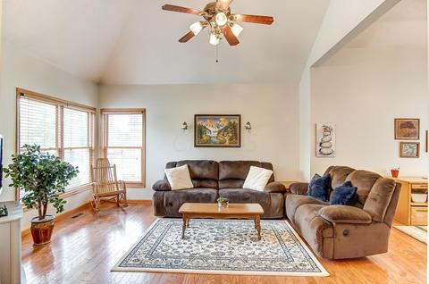 352 Chatham Rd, Circleville, OH 43113 photo 8