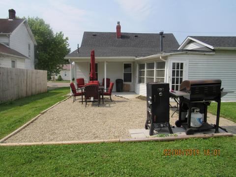 624 E Mound St, Circleville, OH 43113 photo 3