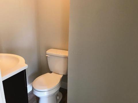 738 E Wheeling St, Lancaster, OH 43130 photo 9