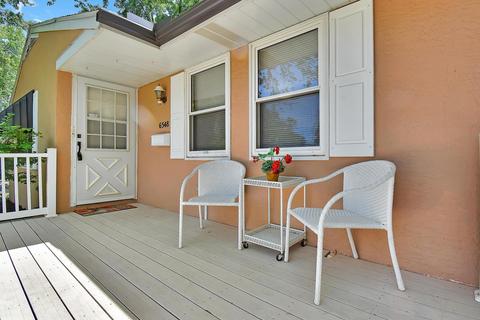 6548 Devonhill Rd, Columbus, OH 43229 photo 2
