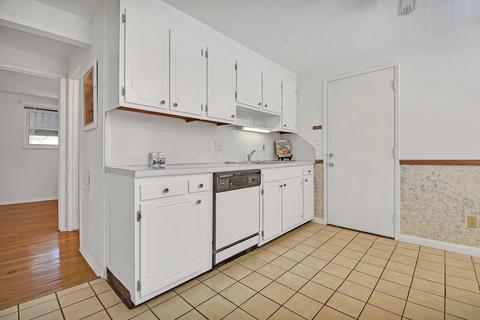6548 Devonhill Rd, Columbus, OH 43229 photo 8