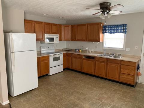 1137 E Walnut St, Lancaster, OH 43130 photo 3