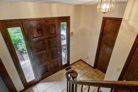 5545 Classics Ct, Dublin, OH 43017 photo 3