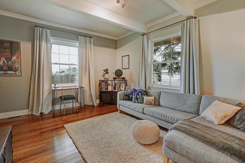 455 E 2nd Ave, Columbus, OH 43201 photo 20