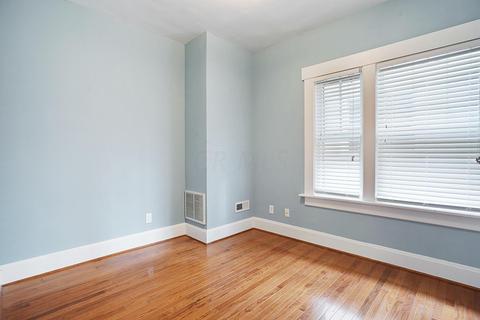 53 E Como Ave, Columbus, OH 43202 photo 29