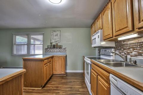 390 Apache Dr, Circleville, OH 43113 photo 8