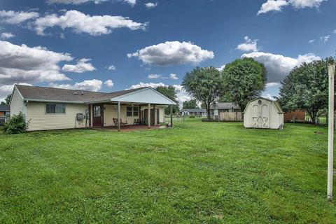 390 Apache Dr, Circleville, OH 43113 photo 4