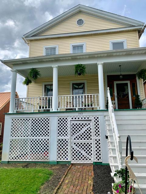 143 E Chestnut St, Lancaster, OH 43130 photo 2