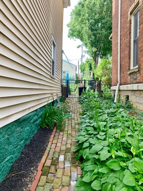 143 E Chestnut St, Lancaster, OH 43130 photo 5