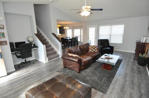 1084 Schauer Dr, Galloway, OH 43119 photo 6