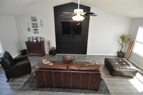 1084 Schauer Dr, Galloway, OH 43119 photo 4
