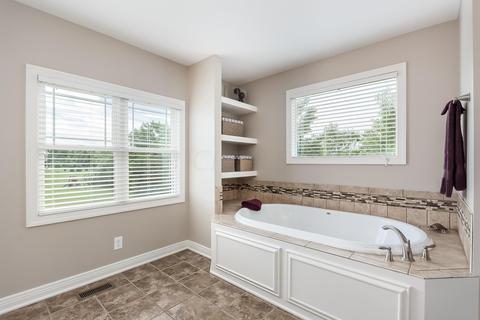 8090 Wolf Path Dr, Powell, OH 43065 photo 18
