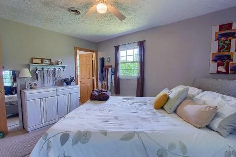 8250 Stout Rd, Circleville, OH 43113 photo 19