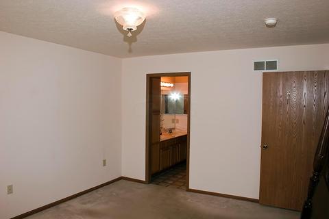 1984 Farmbrook Cir N, Grove City, OH 43123 photo 15