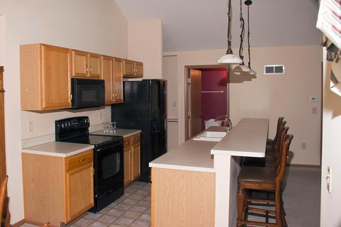 1984 Farmbrook Cir N, Grove City, OH 43123 photo 9