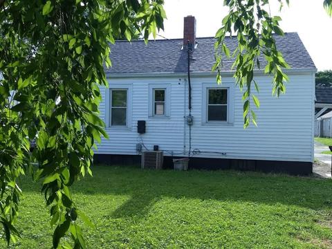 228 N Douglas Ave, Springfield, OH 45503 photo 9