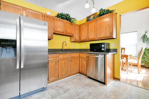 2876 Barrows Rd, Columbus, OH 43232 photo 9