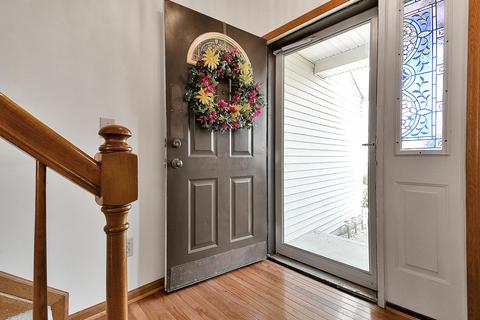 2876 Barrows Rd, Columbus, OH 43232 photo 4