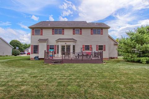 490 Buckley Dr, Circleville, OH 43113 photo 2