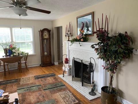 62 Cornell Rd, Hebron, OH 43025 photo 2