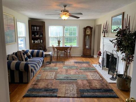 62 Cornell Rd, Hebron, OH 43025 photo 3