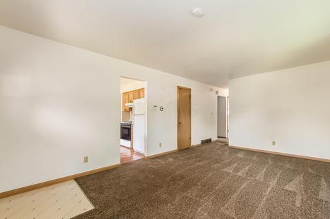 1807 Ormond Ave, Columbus, OH 43224 photo 5