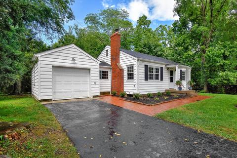 130 E New England Ave, Worthington, OH 43085 photo 1