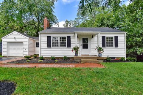 130 E New England Ave, Worthington, OH 43085 photo 2
