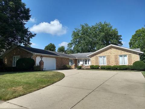 3023 Linmuth Dr W, Springfield, OH 45503 photo 1