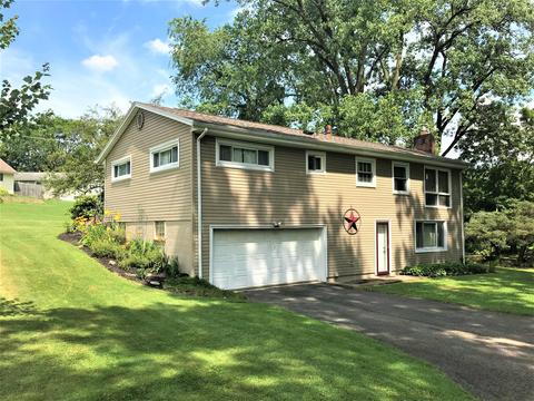698 Rustic Ln, Mansfield, OH 44907 photo 3