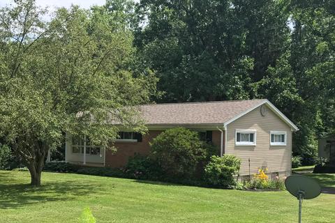 698 Rustic Ln, Mansfield, OH 44907 photo 2