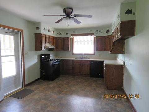 574 Warner Ave, Logan, OH 43138 photo 8
